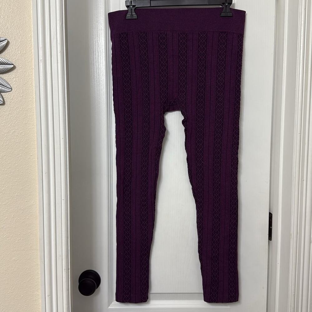 Time and Tru Purple Cable Knit look legging size L (12–14)
